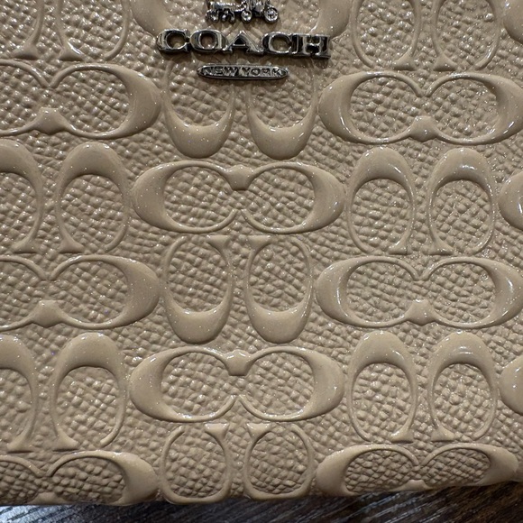 Coach Tan Embossed wristlet - Picture 2 of 9